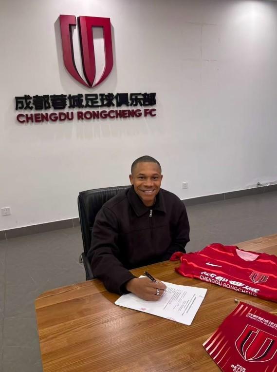 席尔瓦：充满动力迎接全新挑战，尽最大努力去和团队一起成长