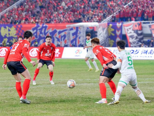 开云-策湘超｜客队勇敢进击，湘超的别样精彩