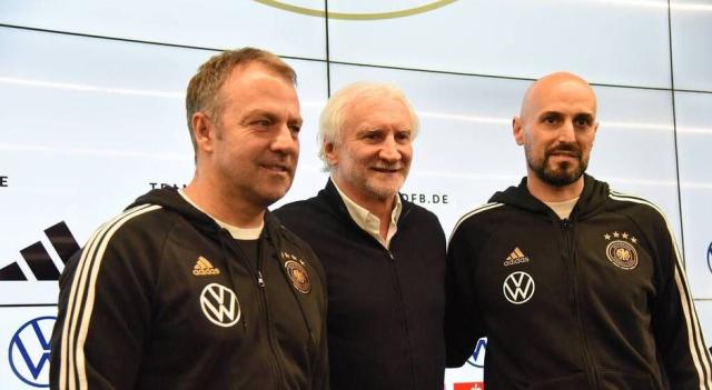 kaiyun app-弗利克将试验三中卫体系，穆科科回U21队踢欧青赛