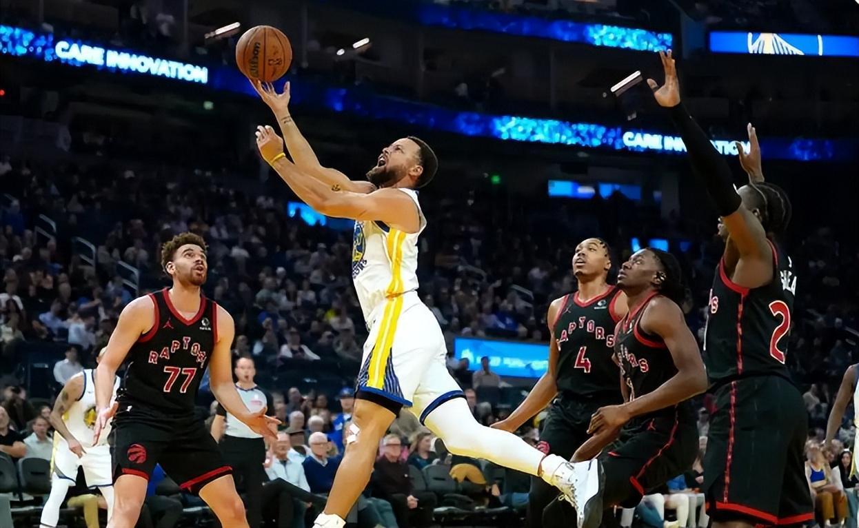 kaiyun login-库明加复出惊艳！勇士惨遭双杀，库里低迷16中6，格林又拖后腿