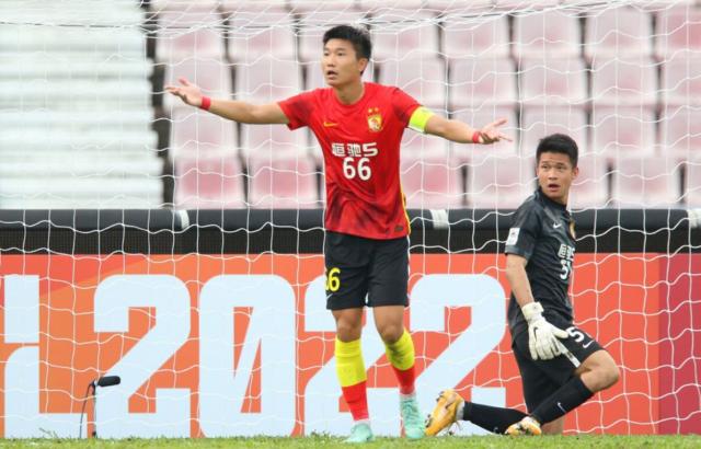 开云官网下载-五一回顾：亚冠收官 艾克森时隔5个月回归球场